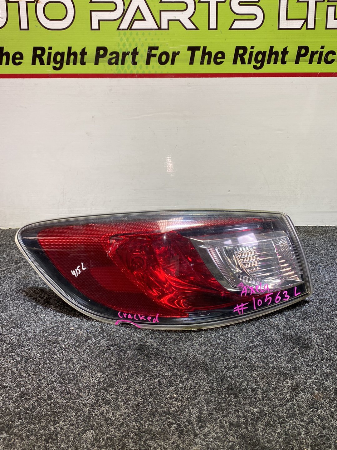 2009 Mazda Axela BL5FP - Left Taillight PN: p8524