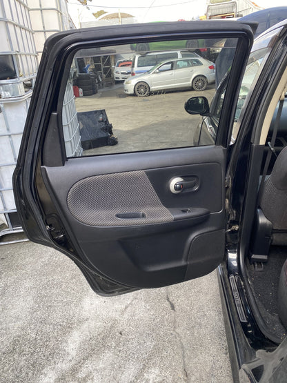 2010 Nissan Note E11 Dismantling For Parts- Dismantling For Parts - Dismantling For Parts