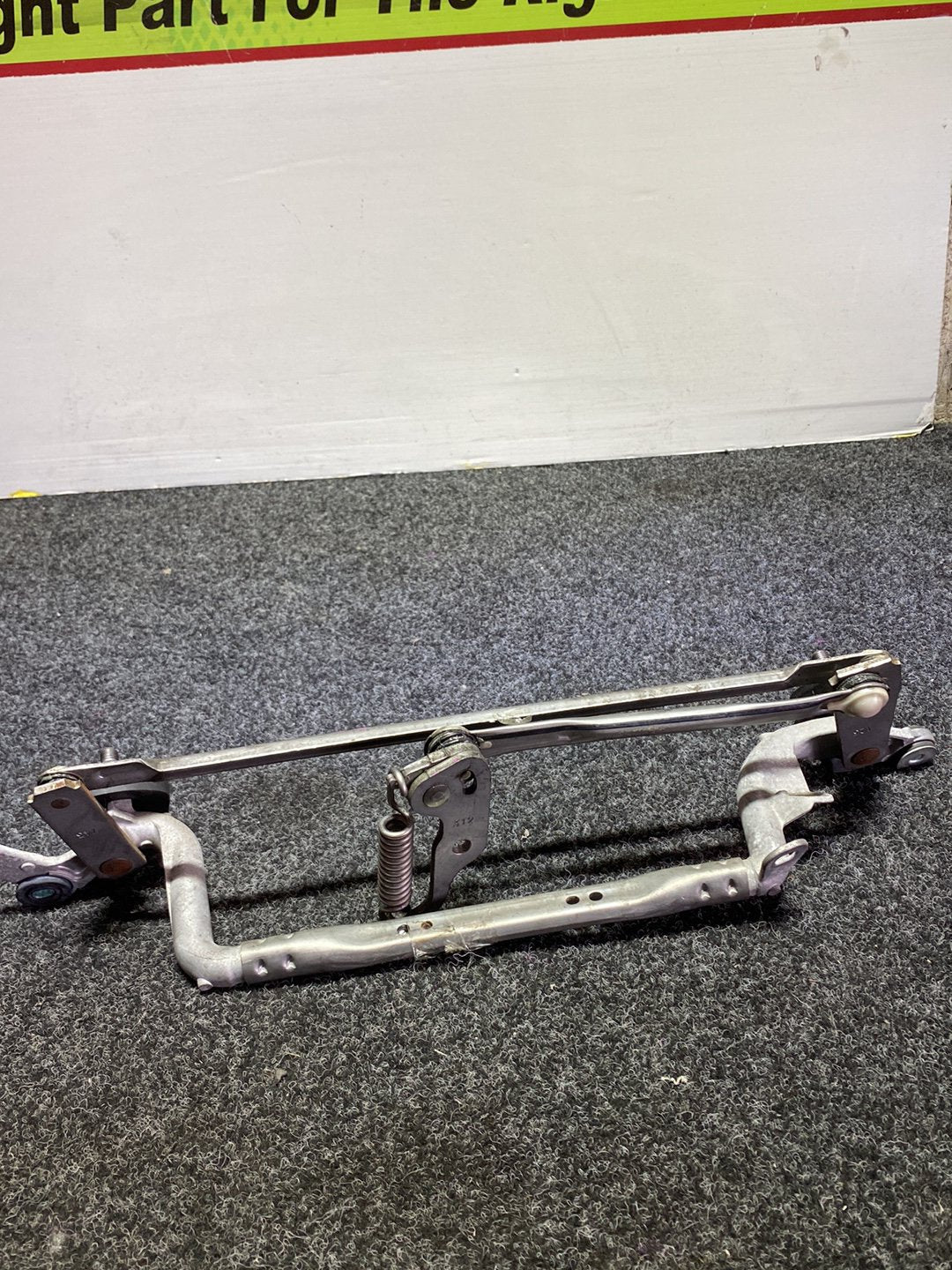 Used Toyota Prius - Front Wiper Rack Assembly
