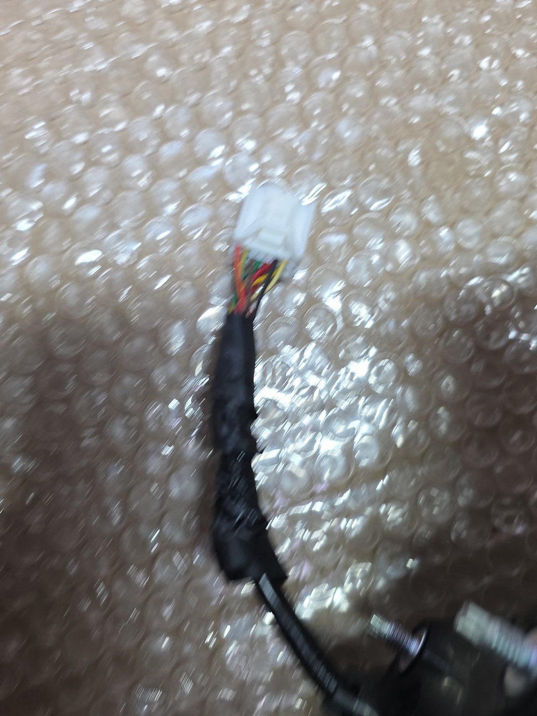 2016 Nissan Juke- Left Door Mirror PN: 11 wires