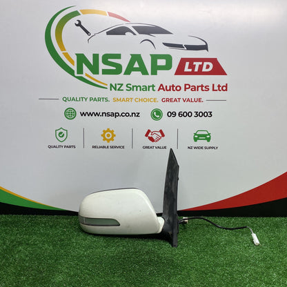 2006 Used Toyota Wish - Right Door Mirror PN: 2 Plugs 7 Wires