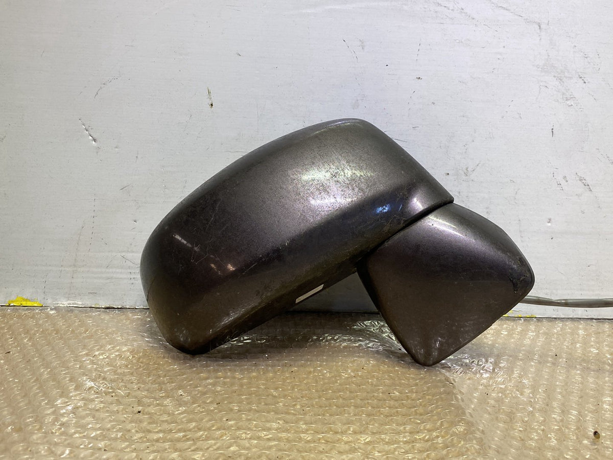 2008 Nissan Tiida - Right Door Mirror PN: 8 wires