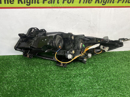 2009 Mazda Axela - Right Headlight Auto Adjust/ Non Hid/ Koito 100-41343