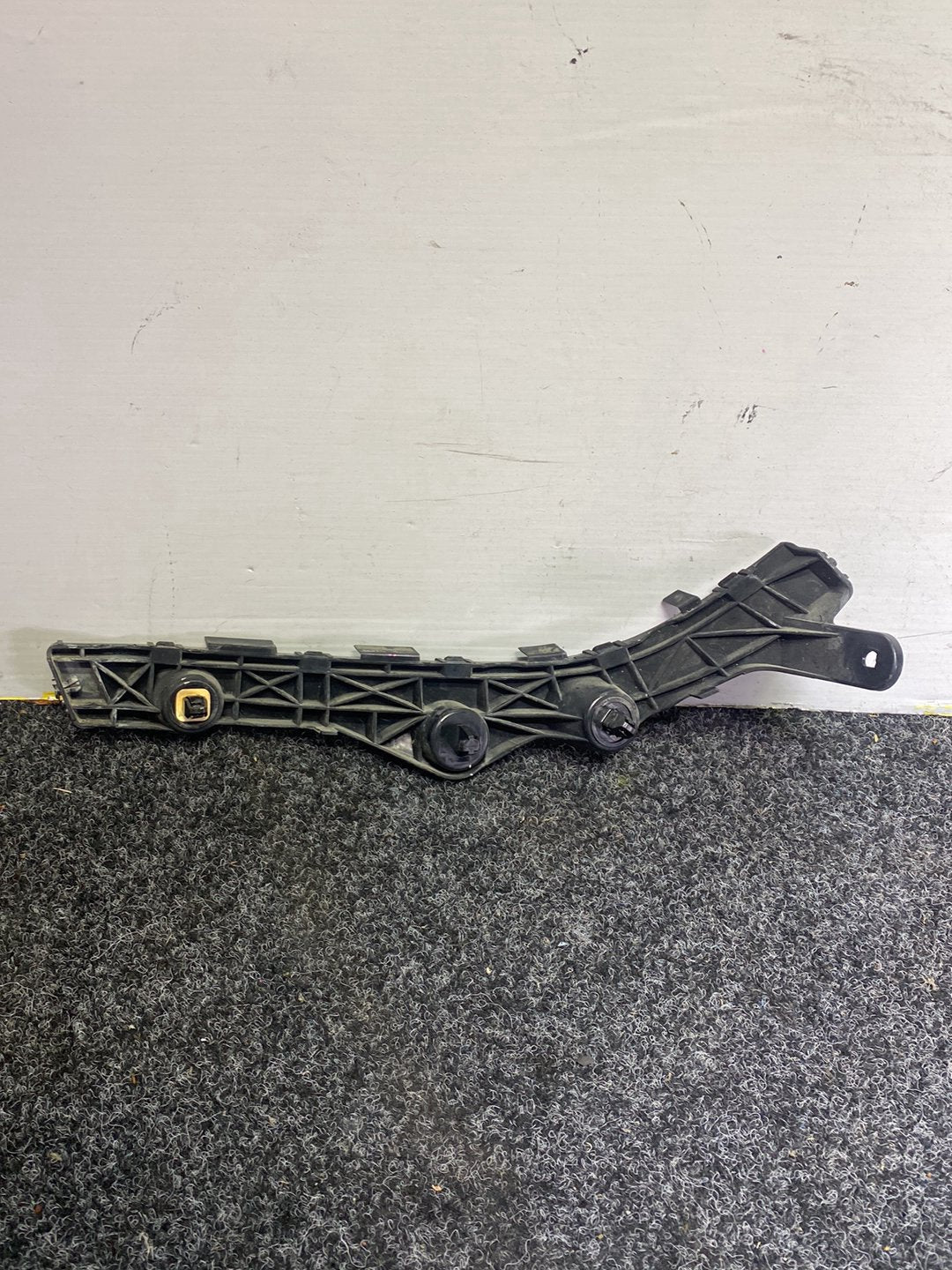 2011 Mazda Demio DE3FS - Right Rear Bumper Retainer