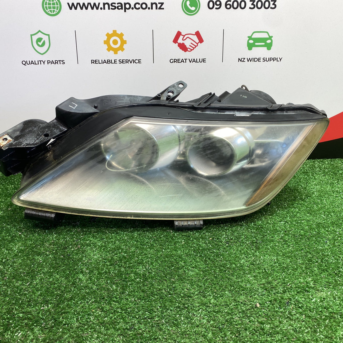 2007 Mazda CX-7 - Left Headlight PN: KOITO 100-41026