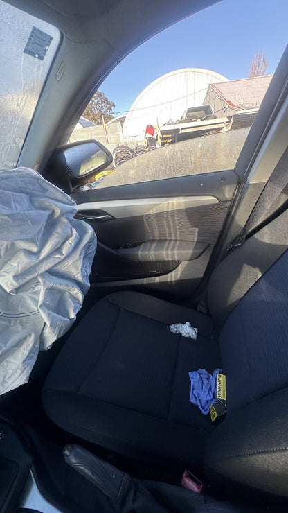 2013 BMW X1 sDrive20i WBAVL32090VU75318  Dismantling For Parts