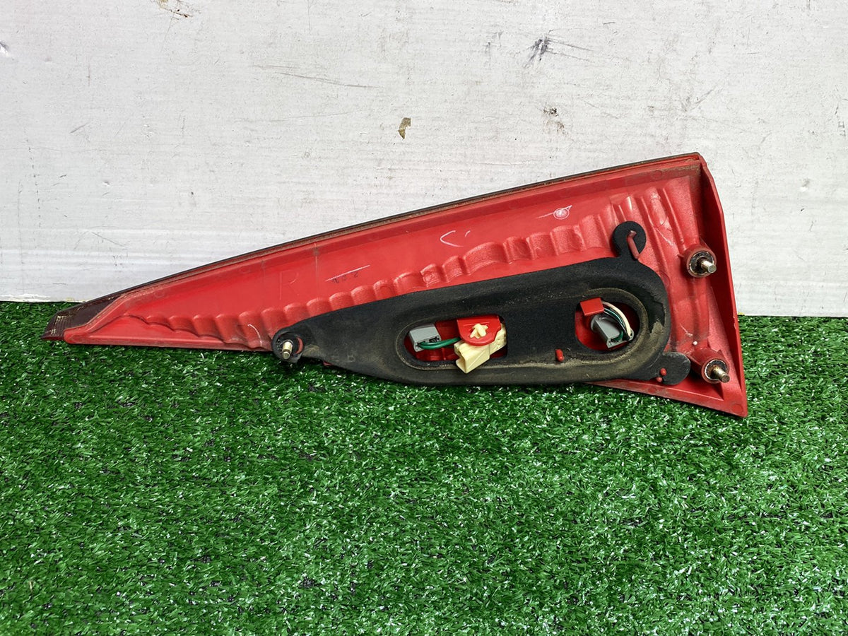2002 Used Toyota Caldina - Right Boot Light PN: 21-58