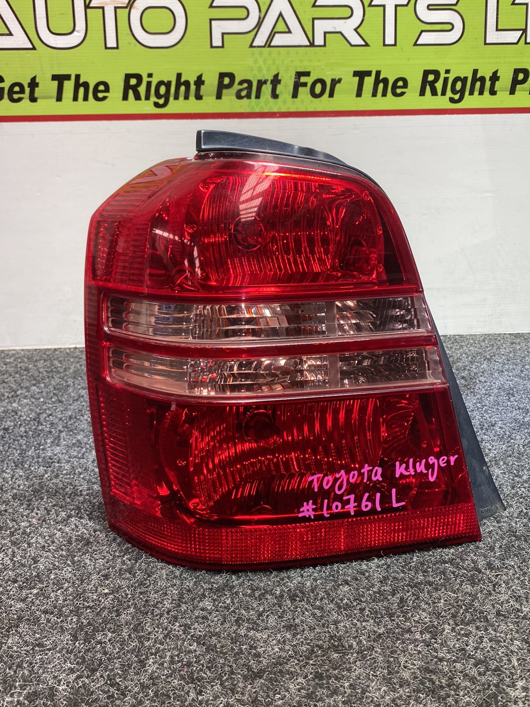 2001 Toyota Kluger - Left Taillight PN: Koito 48-24