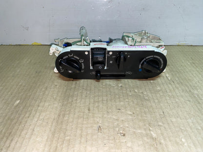 2002 Mitsubishi Lancer - Climate Controller