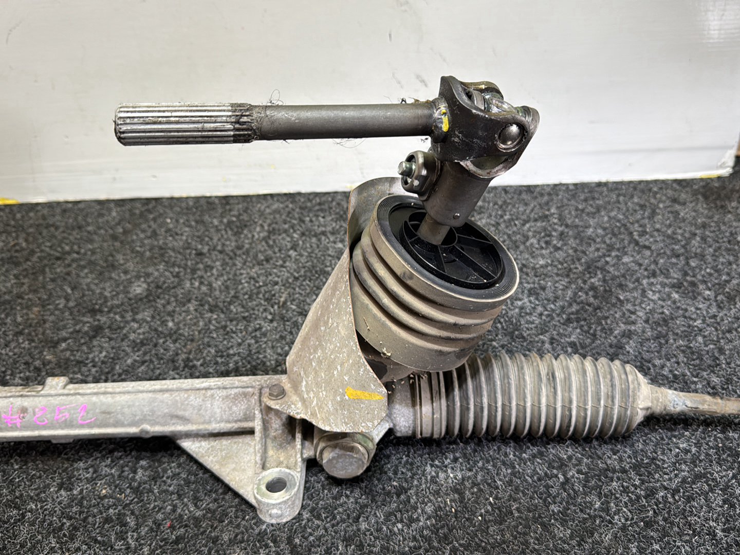 2014 Nissan Serena HFC26 - Power Steering Rack PN: 48001-CY010