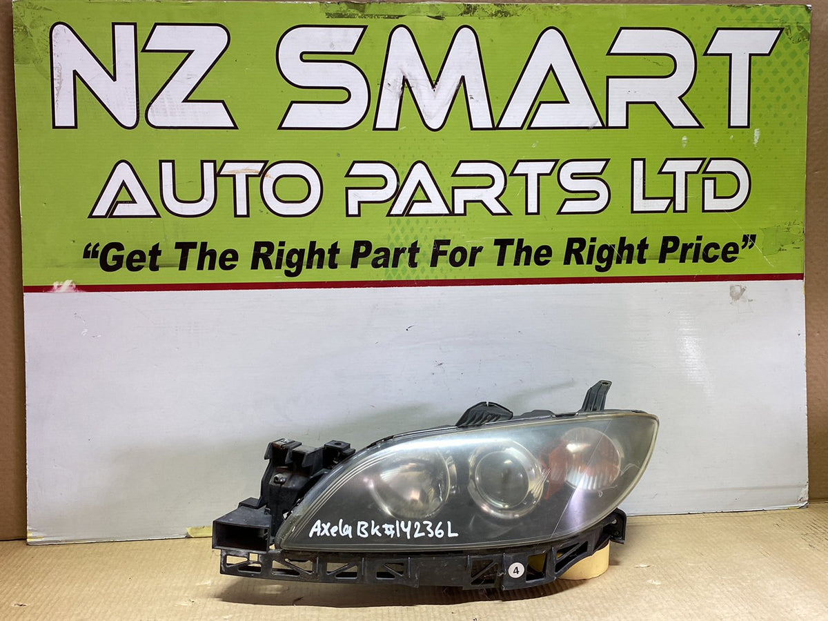 2007 Mazda Axela BK - Left Headlight Auto Adjust/ Non Hid/ P2690