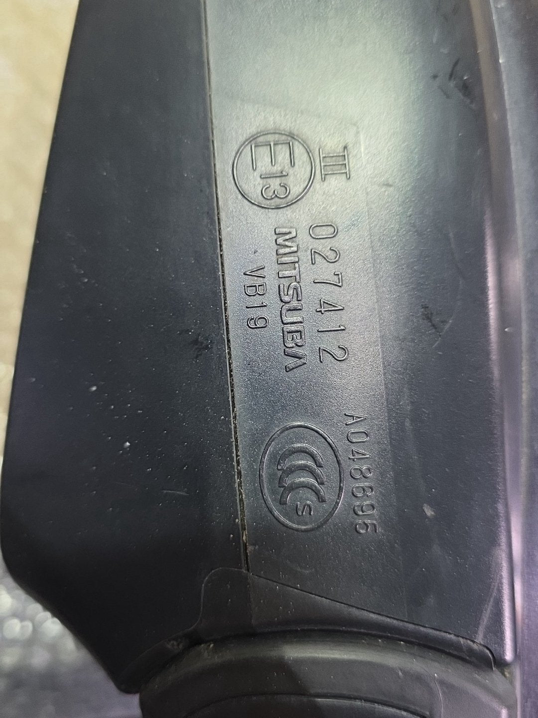 2010 Subaru Outback- Right Door Mirror PN: 5 wires