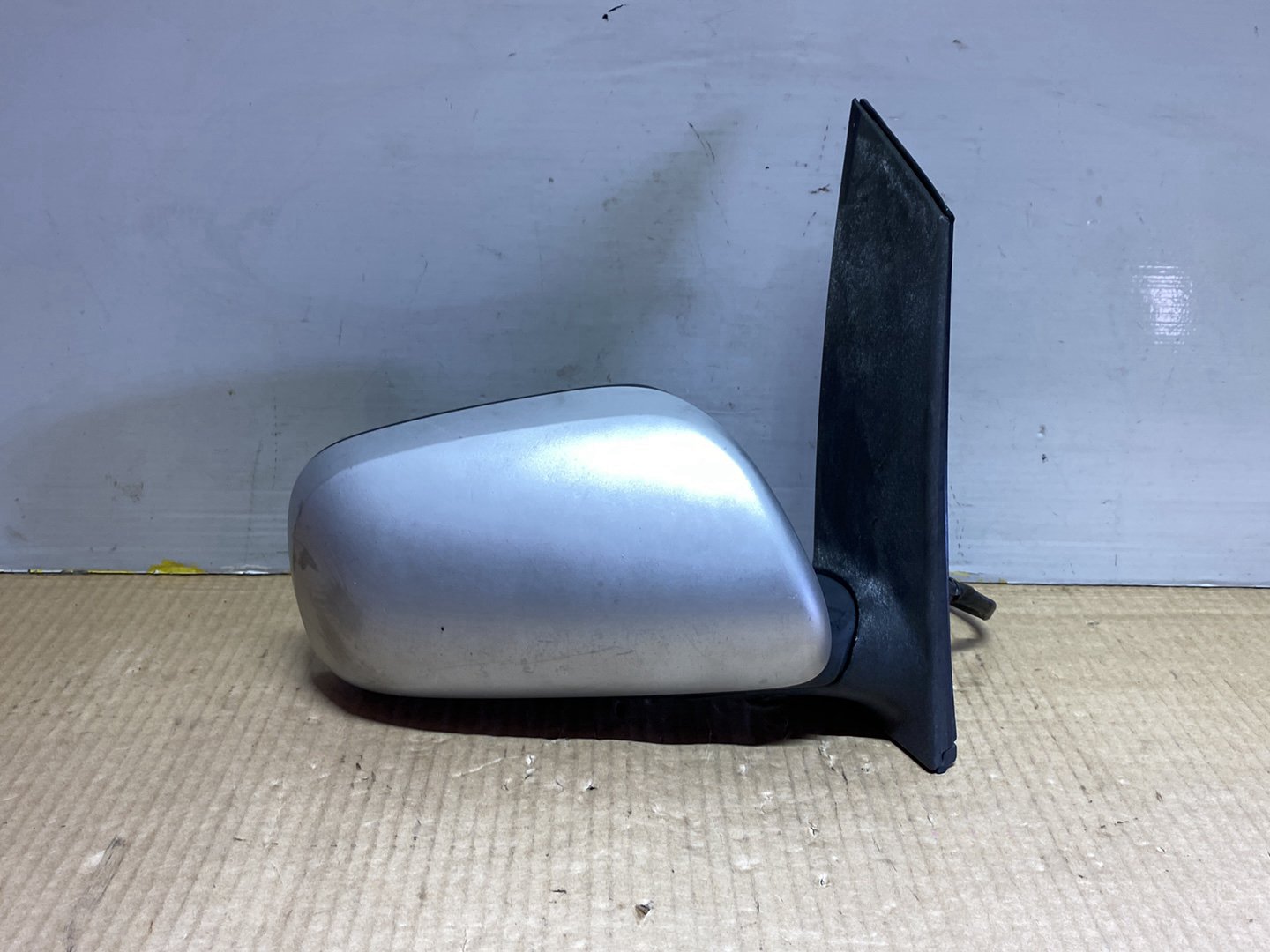 2000 Toyota Platz NCP12 - Right Door Mirror PN: 7 wires
