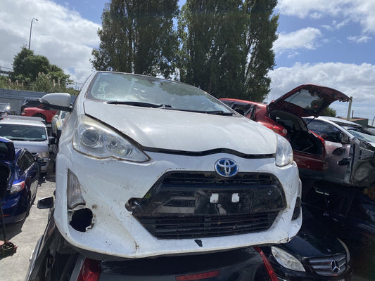 2017 Toyota Aqua Hybrid NHP10 Dismantling For Parts