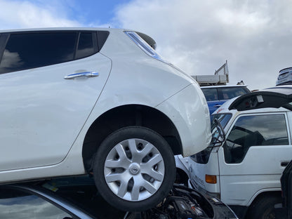 2016 Nissan Leaf S AZE0 Dismantling For Parts