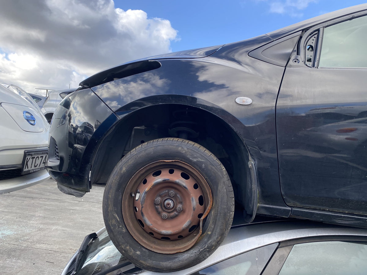 2009 Mazda Demio DE3FS Dismantling For Parts