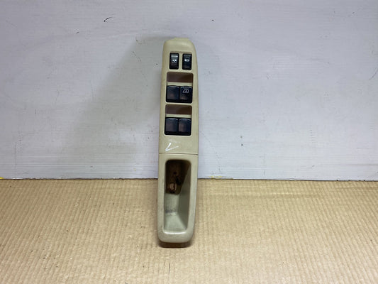 2006 Nissan Elgrand E51 - Master Power Window Switch PN:25401WL000