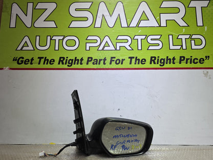 2009 Mitsubishi Grandis- Right Door Mirror PN: 9 wires