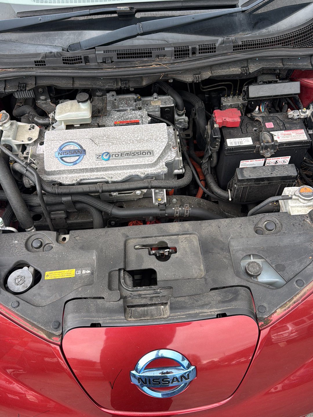 2012 Nissan Leaf ZE0  Dismantling For Parts