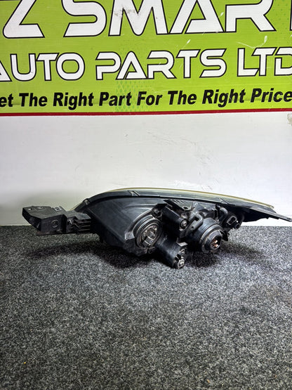 2006 Mazda Axela- Right Headlight PN: STANLEY P2951