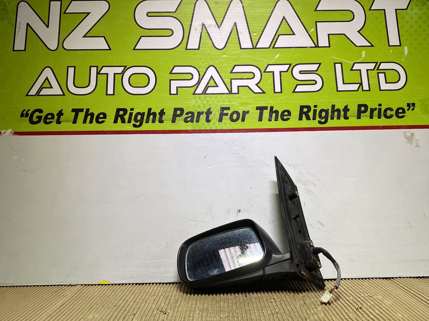 2006 Used Toyota Prius- Left Door Mirror PN: 5 wires