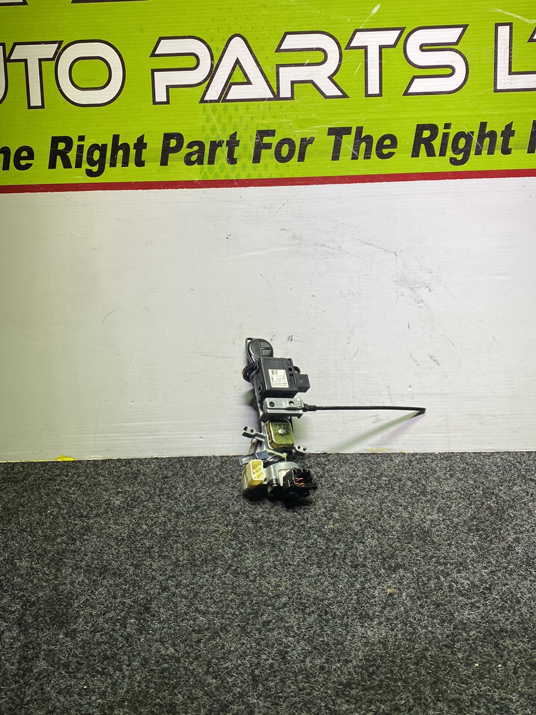 2004 Suzuki Swift - Ignition With Key PN: SL-S18