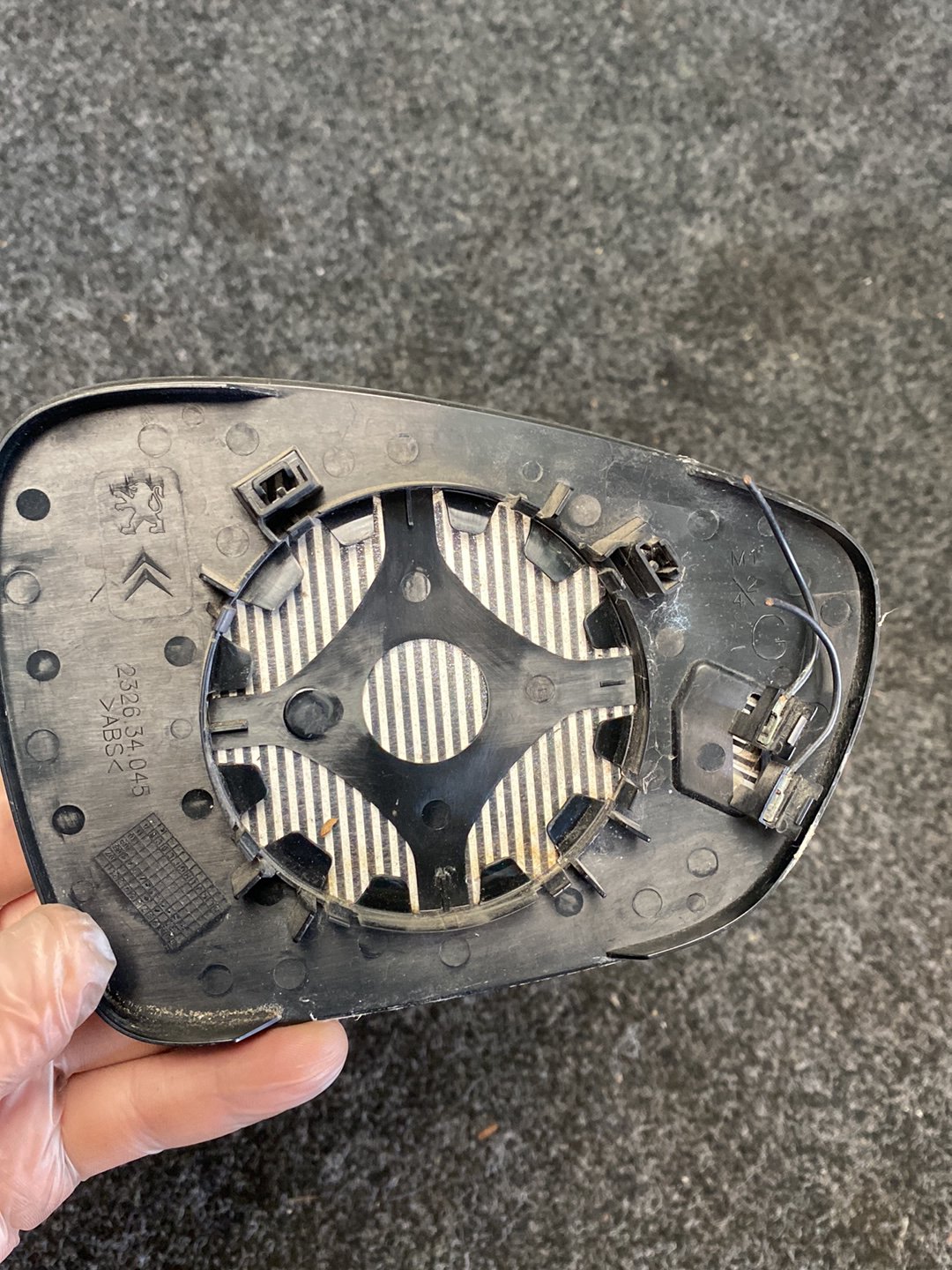 2009 Citroen C5 - Left Door Mirror Glass