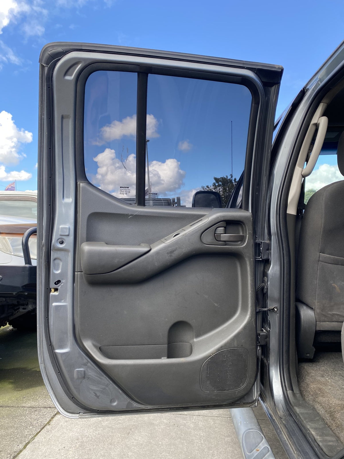 2010 Nissan Navara RX Dismantling For Parts