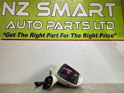 2005 Honda Fit- Right Door Mirror PN: 7 wires
