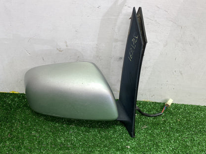 2001 to 2007 Used Toyota Noah/Voxy AZR6- Right Door Mirror - 5 Wire, 012209