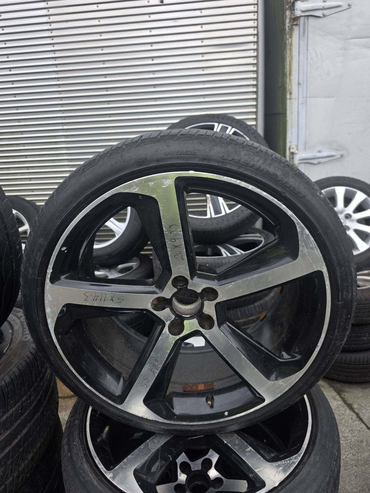 Mag Wheel Set 5x114.3 Stud Pattern/ Wheel Size: 20x9 JJ/ Offset: 35