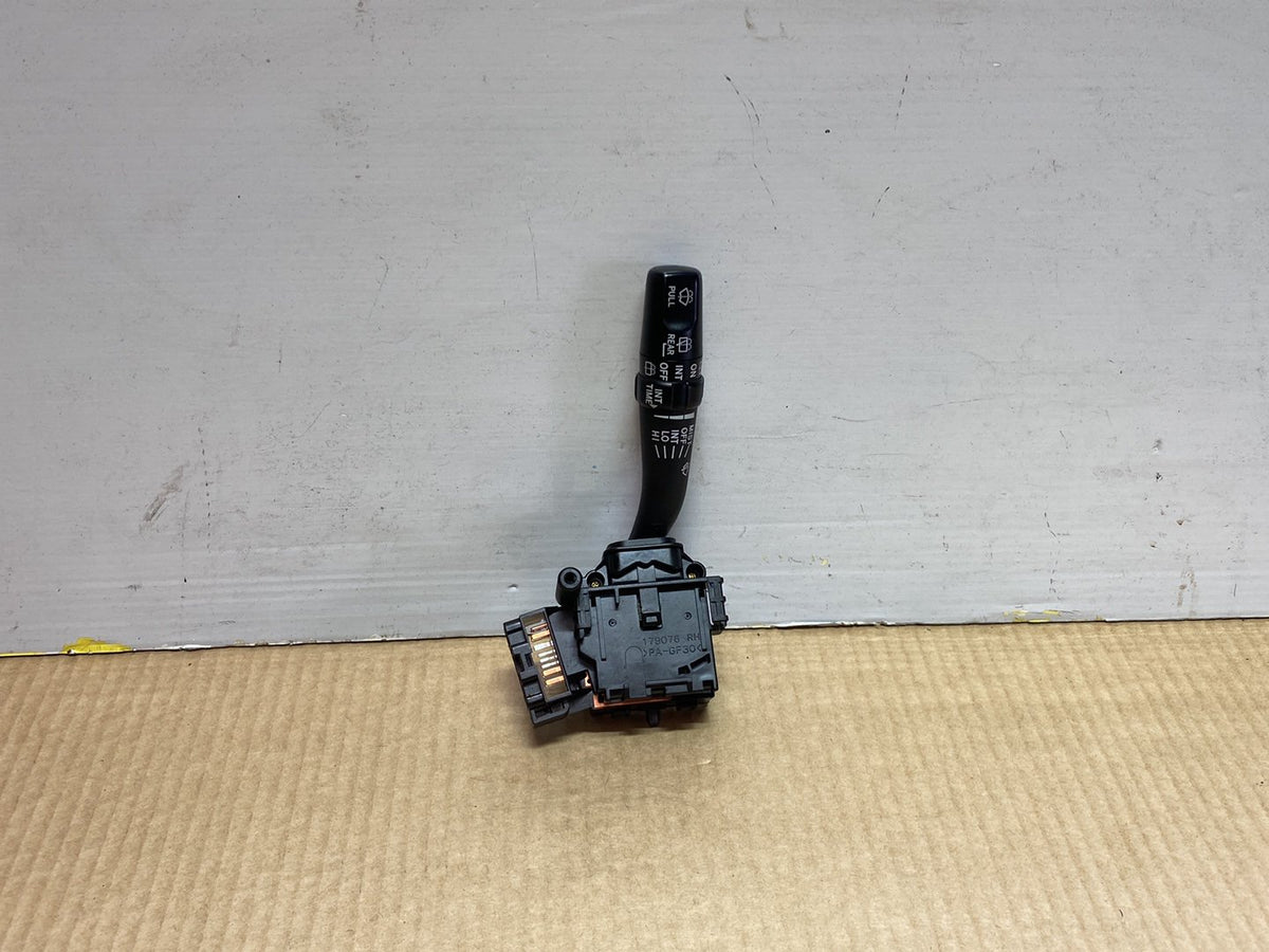 2005 Used Toyota Alphard ANH10 - Wiper Switch PN: indicator switch