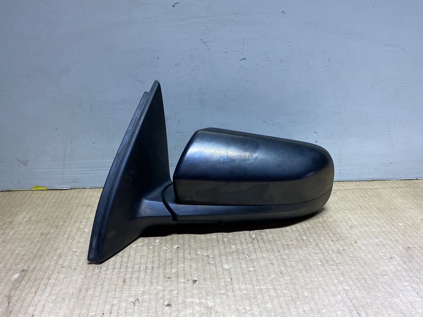 2004 Holden Commodore VY - Left Door Mirror PN: 3 wires