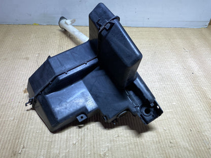 2010 Nissan Murano - Washer Bottle