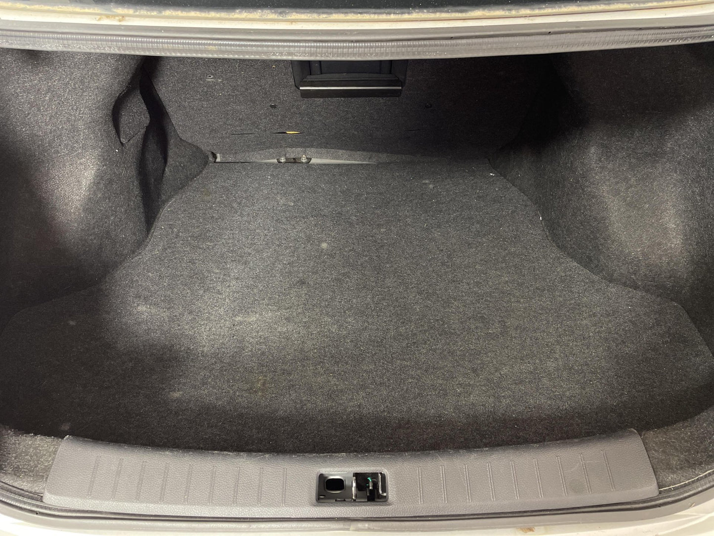 2015 Nissan Pulsar ST Dismantling For Parts
