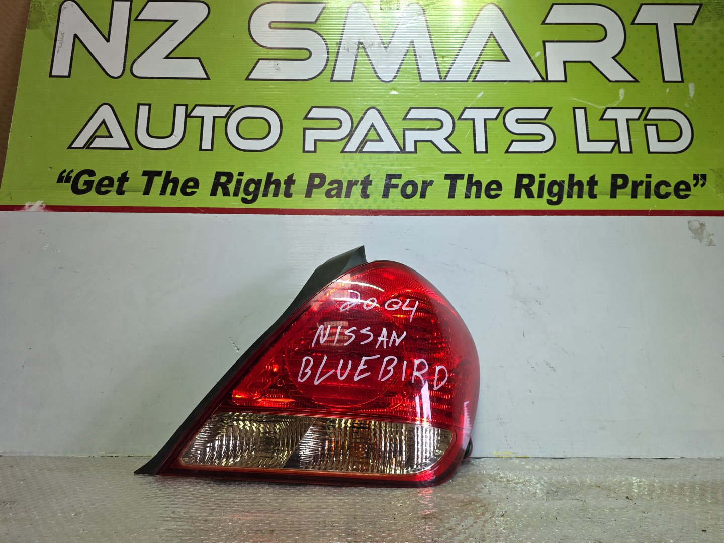 2004 Nissan Bluebird- Right Taillight PN: See the photos