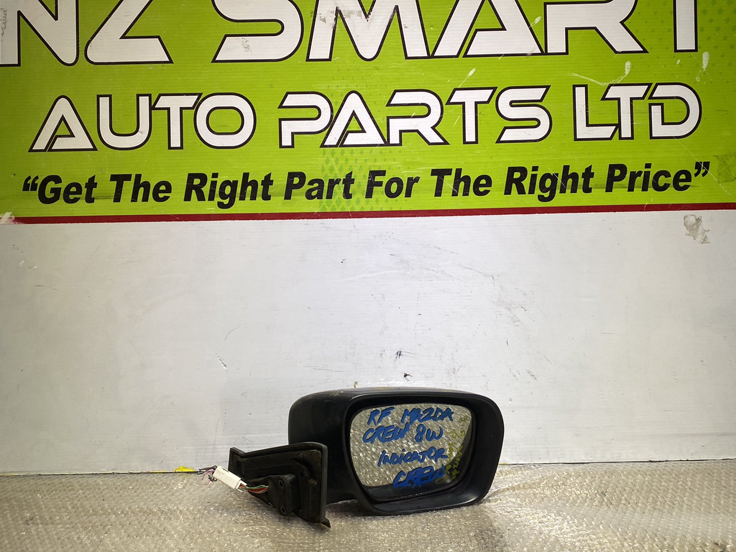 2005 Mazda Premacy- Right Door Mirror PN: 7 wires