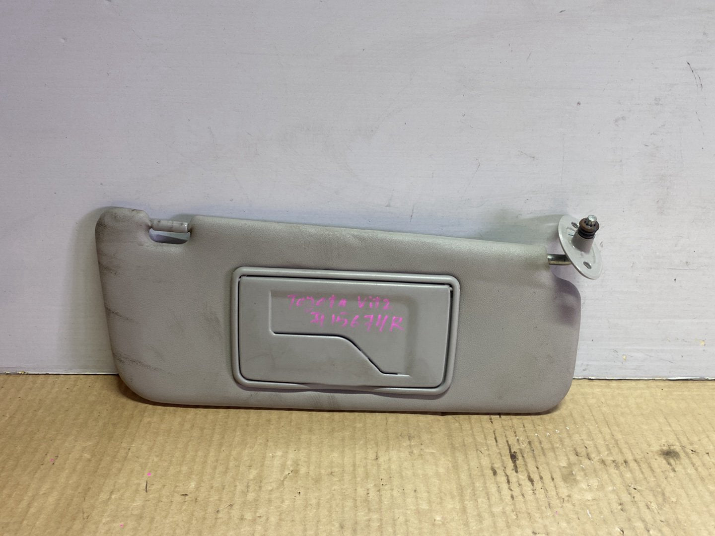 2001 Toyota Vitz NCP10 - Right Sun Visor