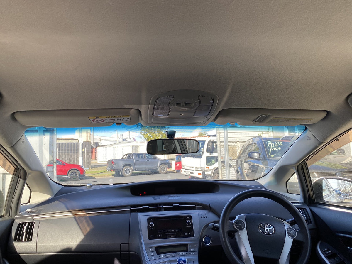 2015 Toyota Prius ZVW30 Dismantling For Parts