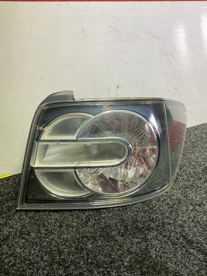 2007 Mazda CX-7 ER3P - Right Taillight