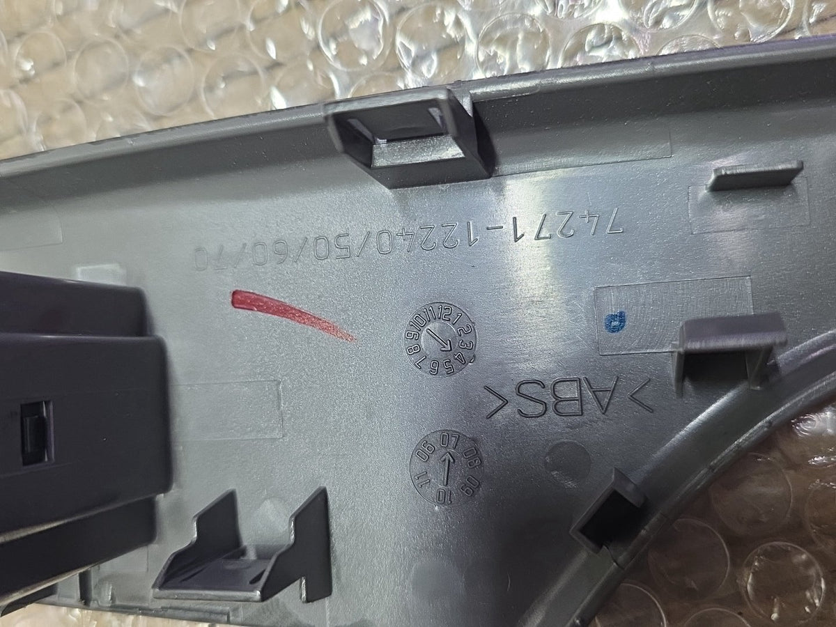 2007 Used Toyota Corolla- Power Window Switch PN: