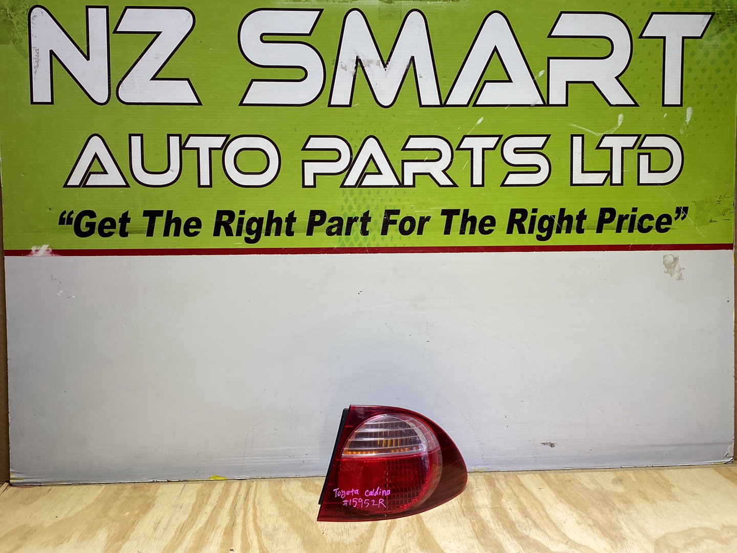 1998 Toyota Caldina ST215 - Right Taillight PN: ICHIKOH 21-42