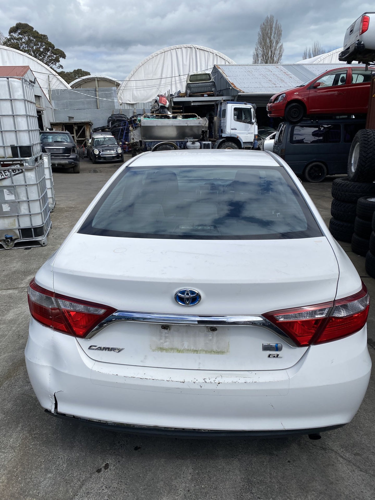 2016 Toyota Camry Hybrid H Dismantling For Parts