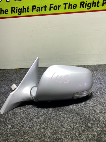 2007-2007 Used Toyota Mark X GRX121 - Left Door Mirror PN: 9 wire