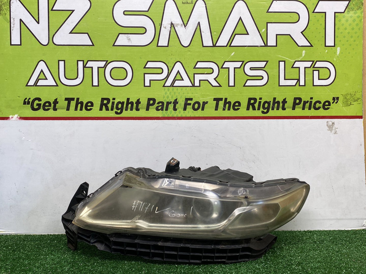 2009 Honda Odyssey RB3 - Left Headlight PN: STANLEY P7692