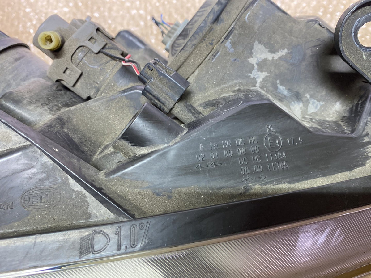 2008 Nissan Dualis - Right Headlight PN: see photos