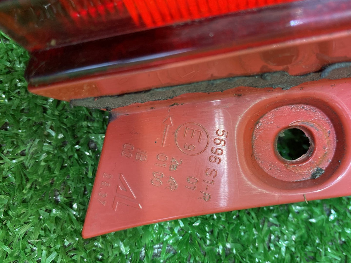 2008 Suzuki Swift - Right Taillight PN: 3565073K00