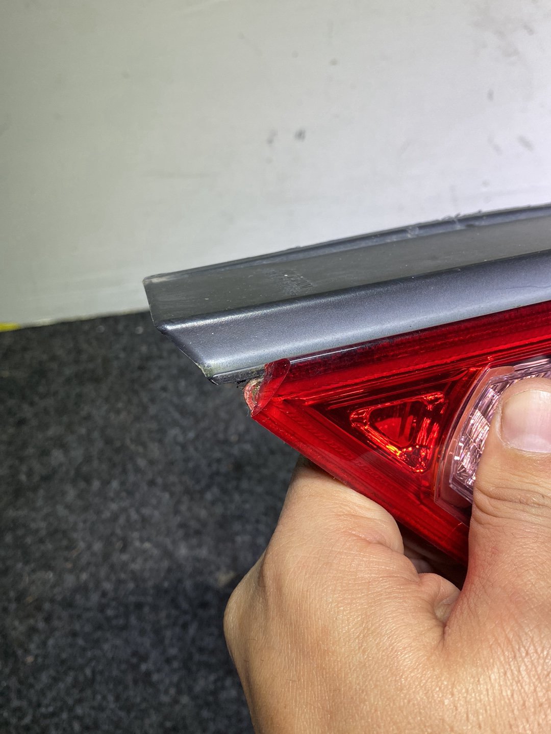 2007 Nissan Tiida - Right Taillight PN: STANLEY P4086R