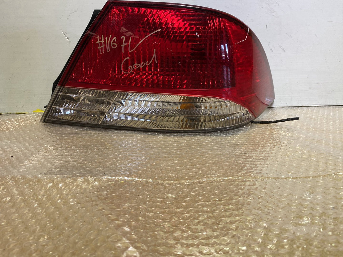 2001 Mitsubishi Lancer- Right Taillight PN: MR971486