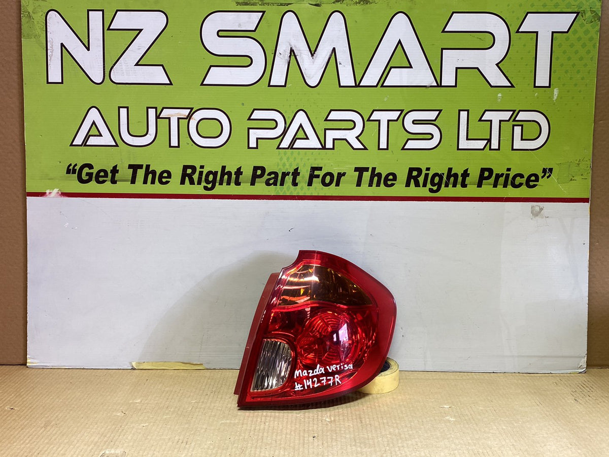 2006 Mazda Verisa DC5W - Right Taillight PN: P4417